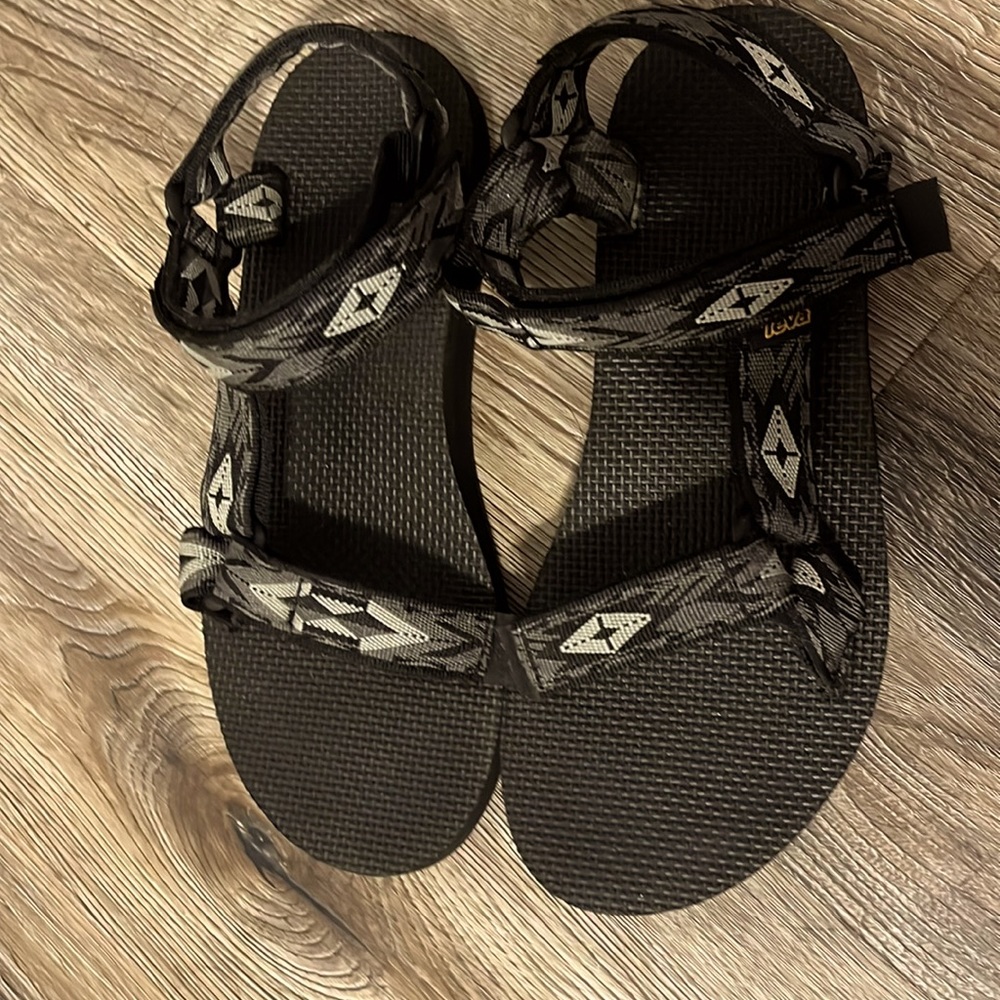 TEVA STRAP SANDALS